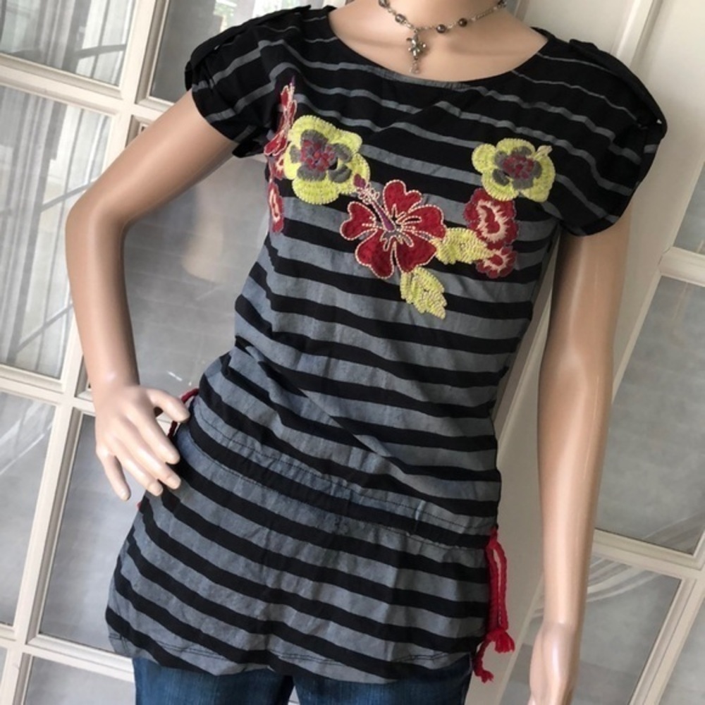 Outfitters asymmetrical hem Striped drawstring top